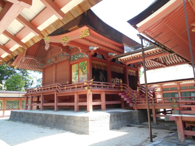 津島神社本殿